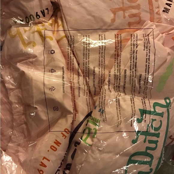 NWT PINK VON DUTCH CROP PUFFER JACKET - Picture 7 of 9